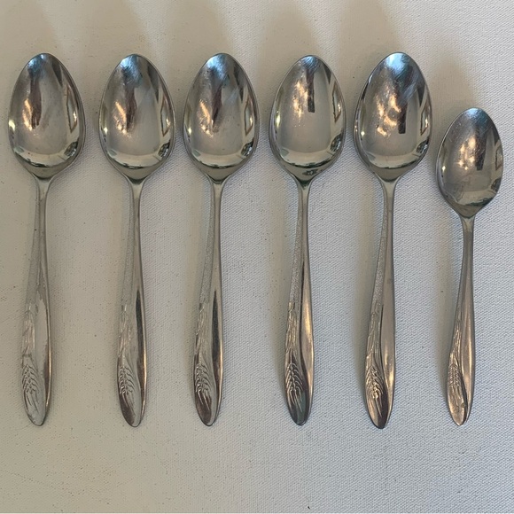 6 Vintage Castle Court Stainless Steel Spoons Spoon Set 6.75" & 6" Wheat Pattern - Picture 1 of 9
